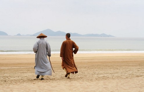 佛陀僧团论苦的根源