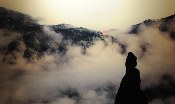 让心无所住，自然无有七情六欲的苦恼