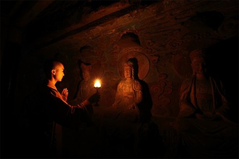 听经闻法对我们极为重要