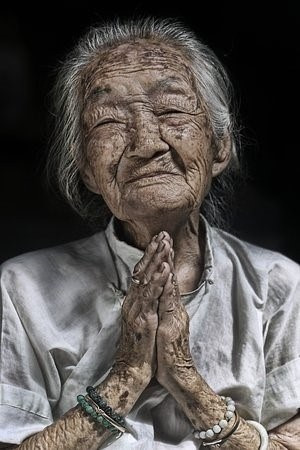 不孝的人都很穷困