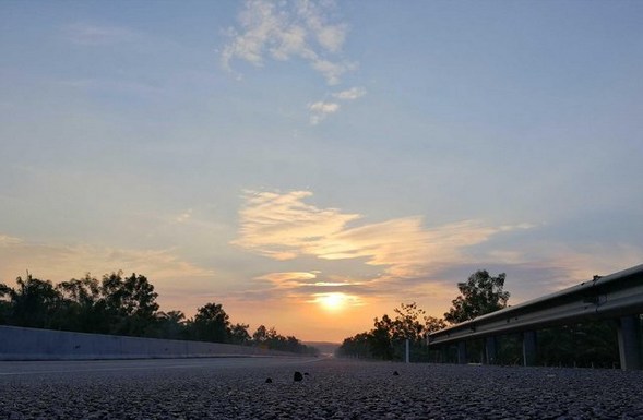 分手后仍放不下他，该怎么办