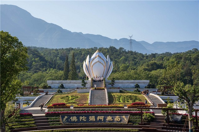 因地时有菩提心的摄持，所以每个法都坚固